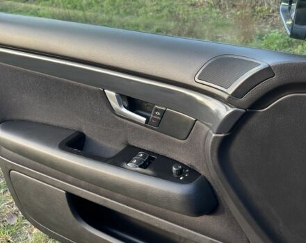 Чорний Ауді А4, об'ємом двигуна 1.6 л та пробігом 216 тис. км за 5000 $, фото 15 на Automoto.ua