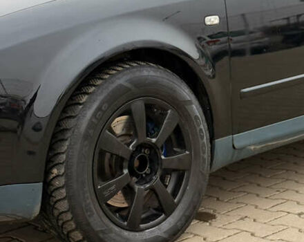 Чорний Ауді А4, об'ємом двигуна 3 л та пробігом 237 тис. км за 5000 $, фото 3 на Automoto.ua