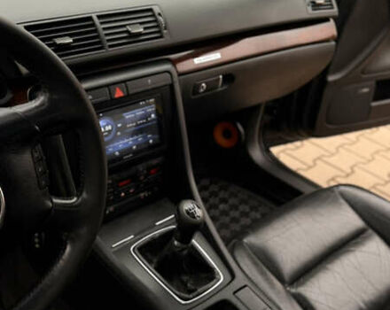 Чорний Ауді А4, об'ємом двигуна 3 л та пробігом 237 тис. км за 5000 $, фото 45 на Automoto.ua