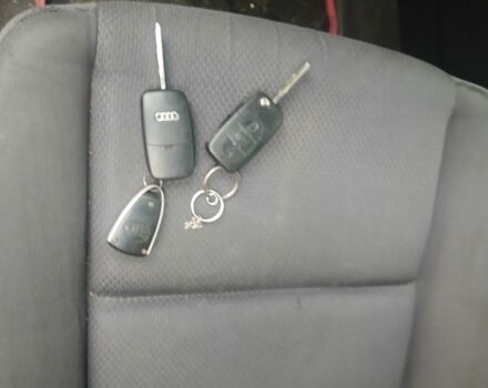 Чорний Ауді А4, об'ємом двигуна 1.9 л та пробігом 360 тис. км за 1999 $, фото 19 на Automoto.ua