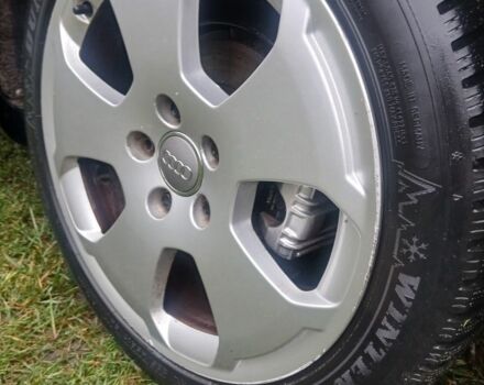 Чорний Ауді А4, об'ємом двигуна 1.9 л та пробігом 360 тис. км за 1999 $, фото 17 на Automoto.ua