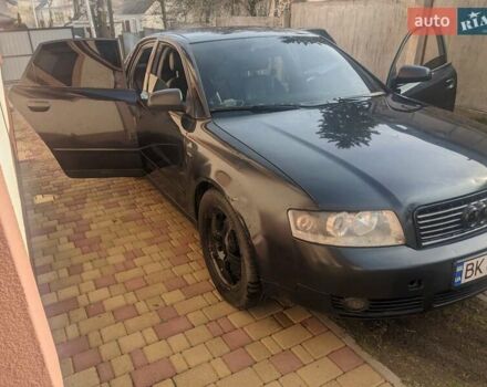 Чорний Ауді А4, об'ємом двигуна 1.98 л та пробігом 423 тис. км за 3000 $, фото 3 на Automoto.ua