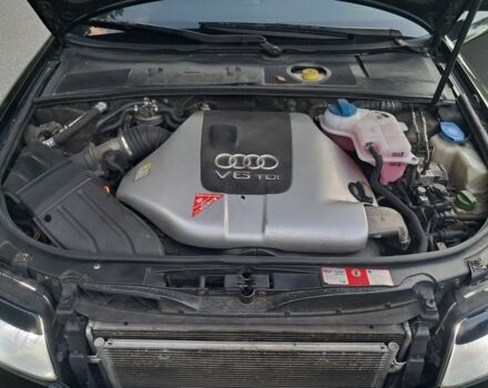 Черный Ауди А4, объемом двигателя 2.5 л и пробегом 365 тыс. км за 4900 $, фото 3 на Automoto.ua