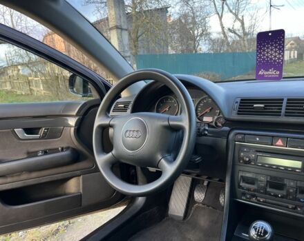 Чорний Ауді А4, об'ємом двигуна 1.6 л та пробігом 216 тис. км за 5000 $, фото 14 на Automoto.ua