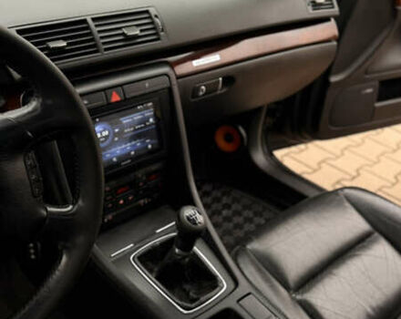 Чорний Ауді А4, об'ємом двигуна 3 л та пробігом 237 тис. км за 5000 $, фото 49 на Automoto.ua