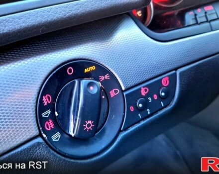 Черный Ауди А4, объемом двигателя 2 л и пробегом 338 тыс. км за 5750 $, фото 7 на Automoto.ua