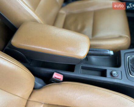 Черный Ауди А4, объемом двигателя 1.6 л и пробегом 234 тыс. км за 5650 $, фото 39 на Automoto.ua