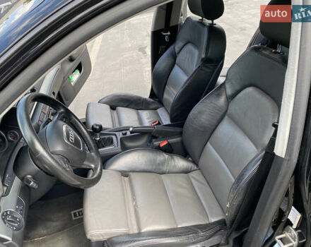 Черный Ауди А4, объемом двигателя 2 л и пробегом 263 тыс. км за 7200 $, фото 19 на Automoto.ua