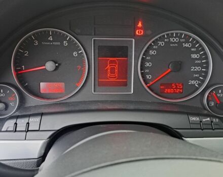 Чорний Ауді А4, об'ємом двигуна 2 л та пробігом 280 тис. км за 7400 $, фото 5 на Automoto.ua