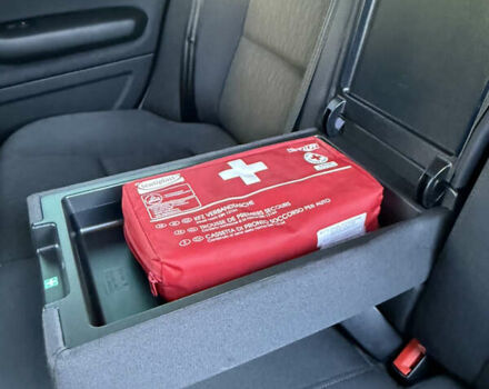 Черный Ауди А4, объемом двигателя 2 л и пробегом 173 тыс. км за 9000 $, фото 24 на Automoto.ua