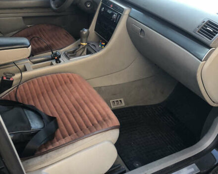 Черный Ауди А4, объемом двигателя 2 л и пробегом 230 тыс. км за 6000 $, фото 8 на Automoto.ua