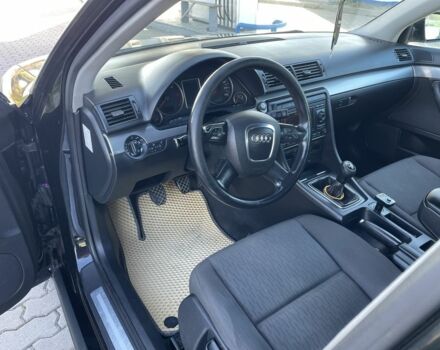 Ауди А4 2005 в Тульчине на Automoto.ua Черный Ауди А4, объемом двигателя 2 л и пробегом 300 тыс. км за 2699 $, фото 11 на Automoto.ua