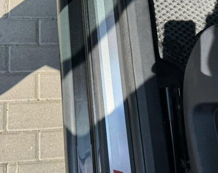 Черный Ауди А4, объемом двигателя 2 л и пробегом 274 тыс. км за 6100 $, фото 12 на Automoto.ua