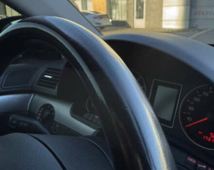 Черный Ауди А4, объемом двигателя 2 л и пробегом 173 тыс. км за 9000 $, фото 14 на Automoto.ua