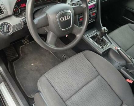 Черный Ауди А4, объемом двигателя 1.6 л и пробегом 137 тыс. км за 6800 $, фото 4 на Automoto.ua