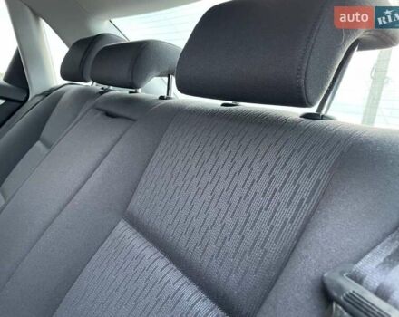 Чорний Ауді А4, об'ємом двигуна 2 л та пробігом 263 тис. км за 7650 $, фото 49 на Automoto.ua