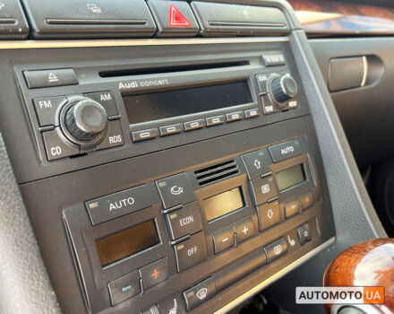 Черный Ауди А4, объемом двигателя 2 л и пробегом 250 тыс. км за 7800 $, фото 17 на Automoto.ua