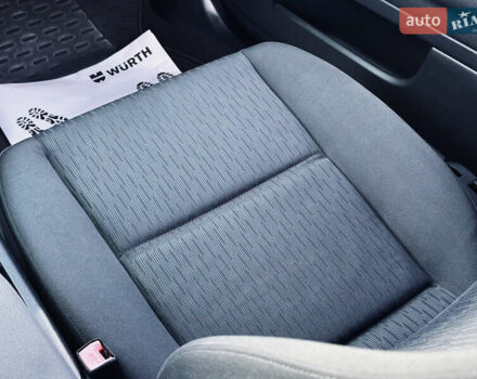 Ауді А4 2006 у Кременчуге на Automoto.ua Чорний Ауді А4, об'ємом двигуна 2.5 л та пробігом 226 тис. км за 7999 $, фото 25 на Automoto.ua