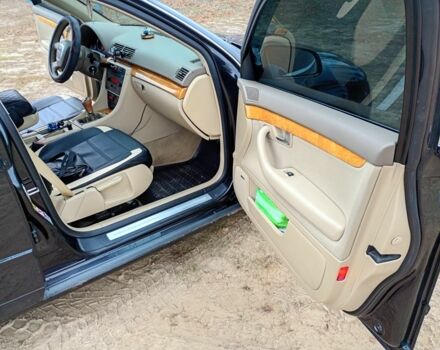 Черный Ауди А4, объемом двигателя 3 л и пробегом 330 тыс. км за 8000 $, фото 14 на Automoto.ua