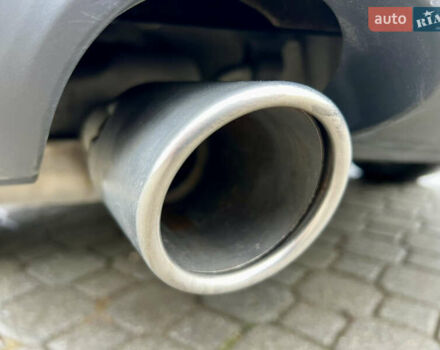 Чорний Ауді А4, об'ємом двигуна 1.8 л та пробігом 192 тис. км за 7550 $, фото 17 на Automoto.ua