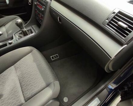 Черный Ауди А4, объемом двигателя 1.6 л и пробегом 245 тыс. км за 7650 $, фото 70 на Automoto.ua