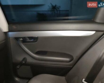Ауді А4 2006 у Береговом на Automoto.ua Чорний Ауді А4, об'ємом двигуна 2 л та пробігом 277 тис. км за 6800 $, фото 7 на Automoto.ua