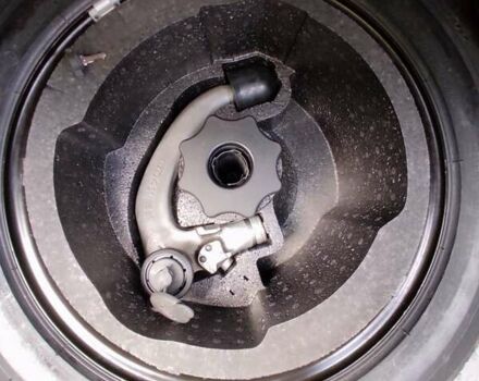 Черный Ауди А4, объемом двигателя 1.6 л и пробегом 245 тыс. км за 7650 $, фото 61 на Automoto.ua