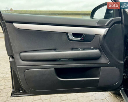 Чорний Ауді А4, об'ємом двигуна 1.8 л та пробігом 192 тис. км за 7550 $, фото 18 на Automoto.ua