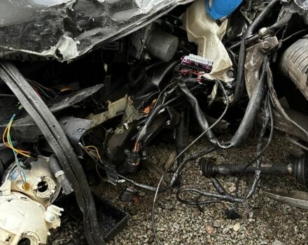 Чорний Ауді А4, об'ємом двигуна 2 л та пробігом 254 тис. км за 3000 $, фото 7 на Automoto.ua