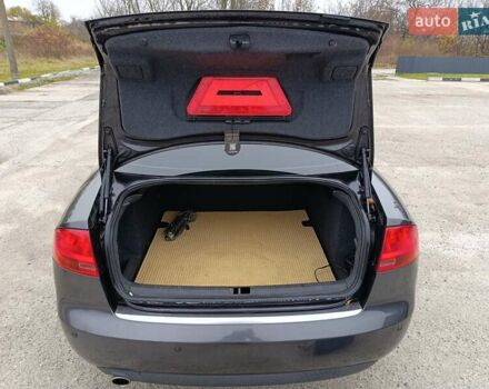 Черный Ауди А4, объемом двигателя 1.6 л и пробегом 302 тыс. км за 5700 $, фото 11 на Automoto.ua