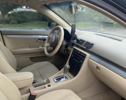 Чорний Ауді А4, об'ємом двигуна 2 л та пробігом 227 тис. км за 5500 $, фото 7 на Automoto.ua