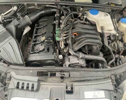 Чорний Ауді А4, об'ємом двигуна 2 л та пробігом 227 тис. км за 5500 $, фото 6 на Automoto.ua