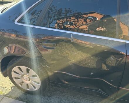 Черный Ауди А4, объемом двигателя 1.8 л и пробегом 240 тыс. км за 5500 $, фото 2 на Automoto.ua