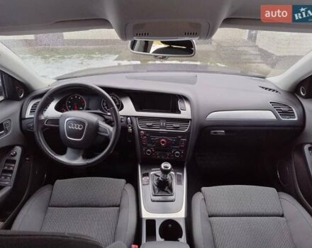 Чорний Ауді А4, об'ємом двигуна 1.8 л та пробігом 192 тис. км за 7500 $, фото 3 на Automoto.ua