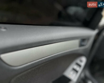 Чорний Ауді А4, об'ємом двигуна 1.97 л та пробігом 299 тис. км за 10399 $, фото 34 на Automoto.ua