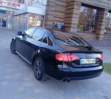 Черный Ауди А4, объемом двигателя 2 л и пробегом 340 тыс. км за 9500 $, фото 2 на Automoto.ua