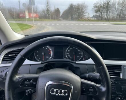 Черный Ауди А4, объемом двигателя 2 л и пробегом 256 тыс. км за 9900 $, фото 5 на Automoto.ua