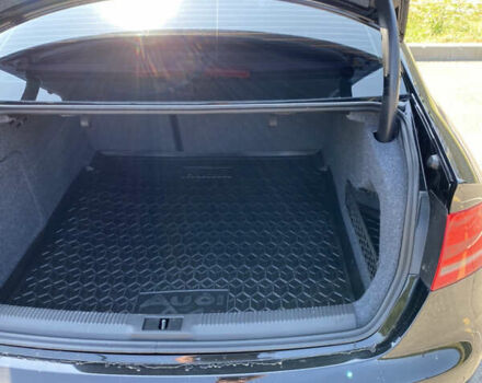 Черный Ауди А4, объемом двигателя 1.97 л и пробегом 302 тыс. км за 8900 $, фото 9 на Automoto.ua