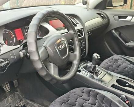 Чорний Ауді А4, об'ємом двигуна 1.8 л та пробігом 301 тис. км за 8500 $, фото 8 на Automoto.ua