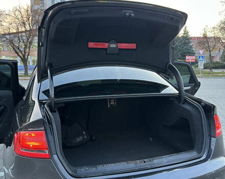 Черный Ауди А4, объемом двигателя 1.8 л и пробегом 241 тыс. км за 8999 $, фото 13 на Automoto.ua