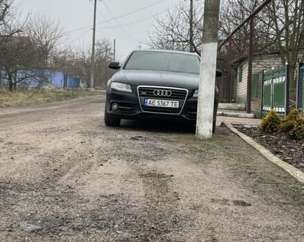 Черный Ауди А4, объемом двигателя 2 л и пробегом 278 тыс. км за 7800 $, фото 5 на Automoto.ua