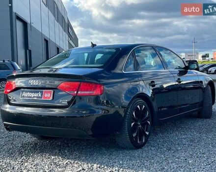 Чорний Ауді А4, об'ємом двигуна 2 л та пробігом 238 тис. км за 11290 $, фото 7 на Automoto.ua