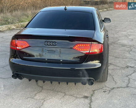 Черный Ауди А4, объемом двигателя 1.98 л и пробегом 187 тыс. км за 9600 $, фото 7 на Automoto.ua