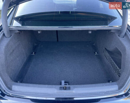 Черный Ауди А4, объемом двигателя 1.98 л и пробегом 250 тыс. км за 9200 $, фото 23 на Automoto.ua