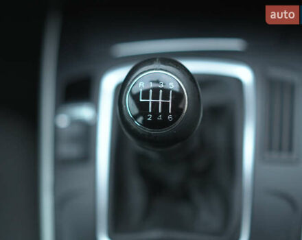 Чорний Ауді А4, об'ємом двигуна 1.8 л та пробігом 187 тис. км за 9250 $, фото 15 на Automoto.ua