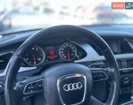 Черный Ауди А4, объемом двигателя 1.98 л и пробегом 250 тыс. км за 9200 $, фото 16 на Automoto.ua