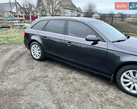 Черный Ауди А4, объемом двигателя 2 л и пробегом 380 тыс. км за 10500 $, фото 24 на Automoto.ua