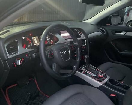 Чорний Ауді А4, об'ємом двигуна 2 л та пробігом 300 тис. км за 8950 $, фото 4 на Automoto.ua