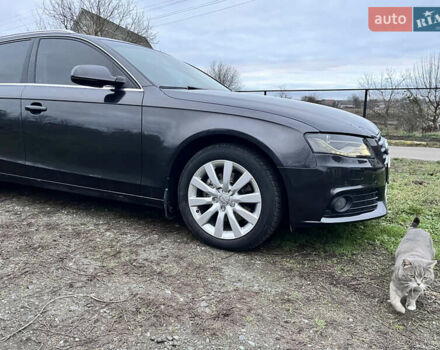 Черный Ауди А4, объемом двигателя 2 л и пробегом 380 тыс. км за 10500 $, фото 8 на Automoto.ua