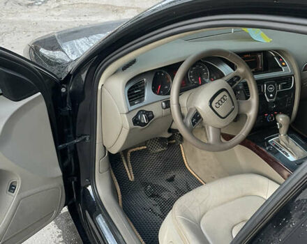 Черный Ауди А4, объемом двигателя 1.98 л и пробегом 181 тыс. км за 10500 $, фото 10 на Automoto.ua